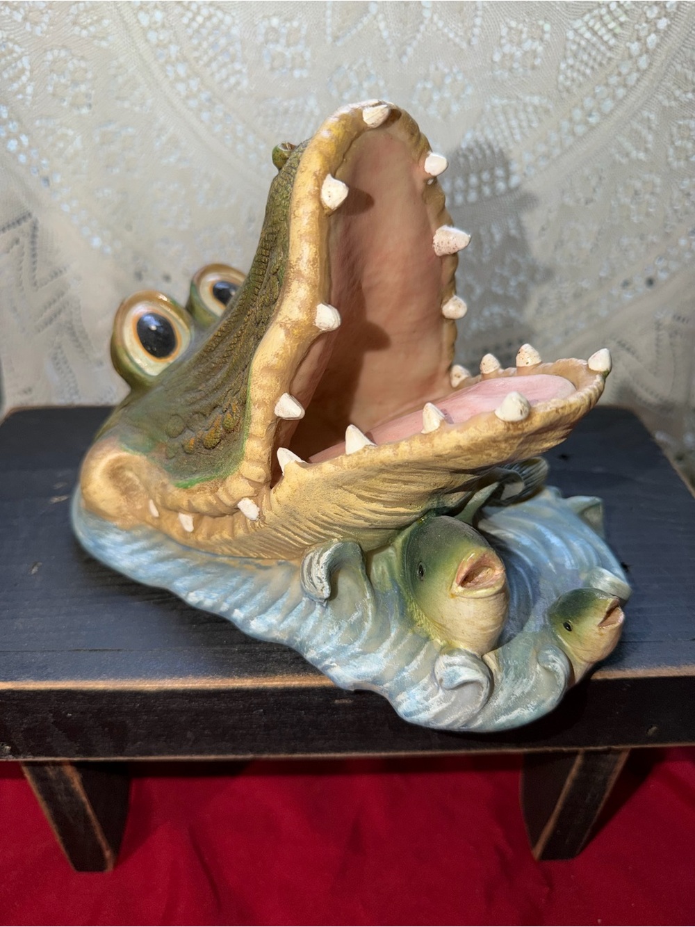 Alligator Bottle Holder